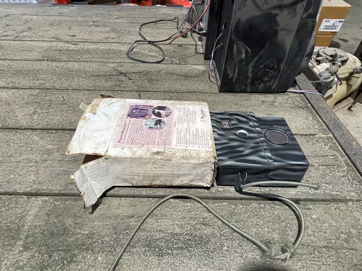 #7218-•-trail-camera-image-4