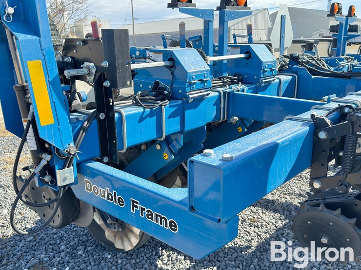 2018-kinze-3000-image-14