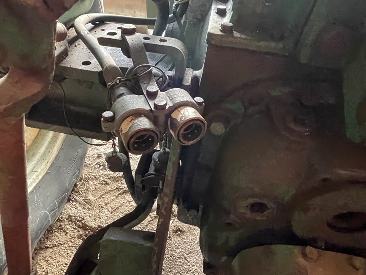 oliver-1750-image-28