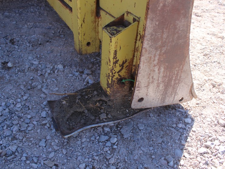 1980-versatile-875-image-79