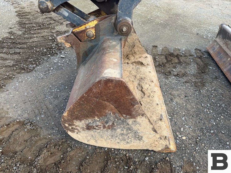 2012-deere-50d-image-40