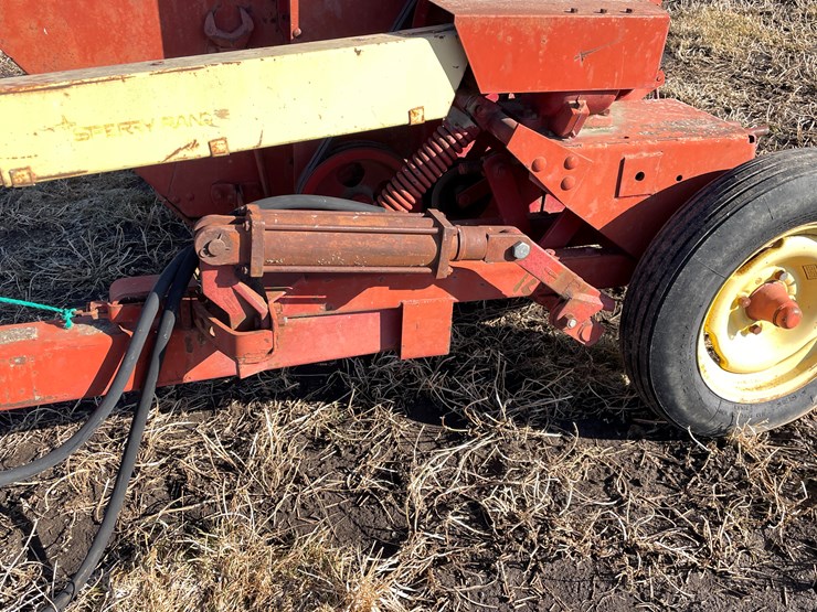 #3448-•-new-holland-chopper-image-14