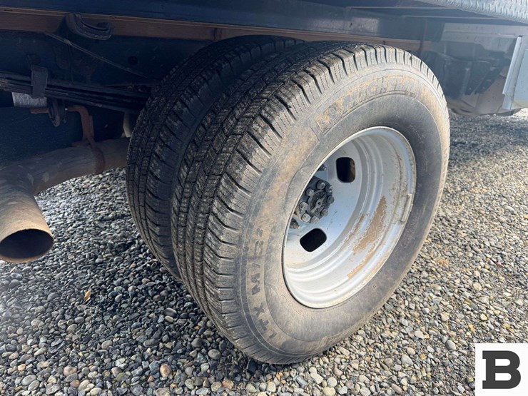 2019-ford-f350-image-17