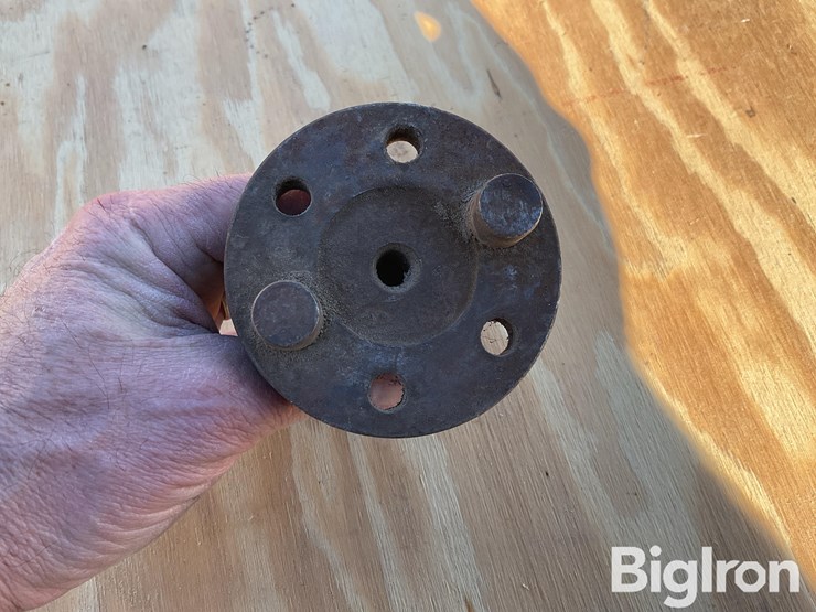 john-deere-10-image-12