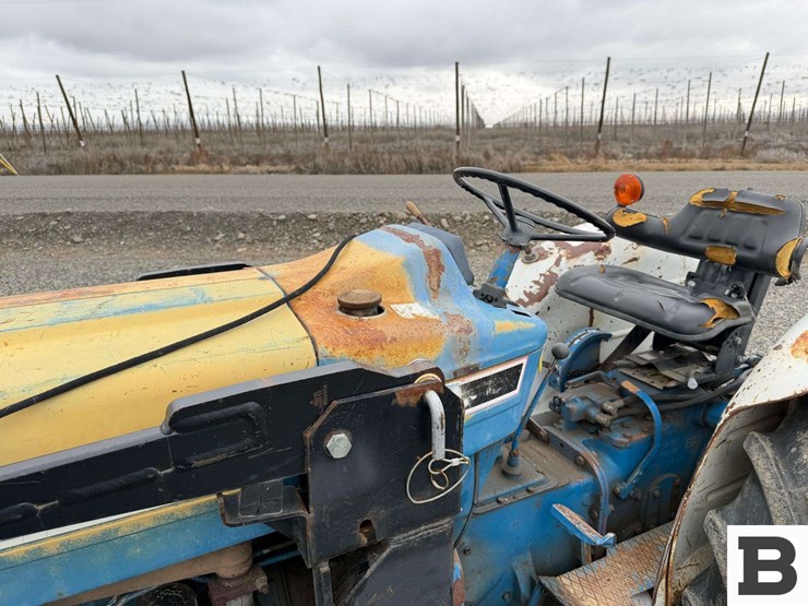 1989-ford-4610-image-21