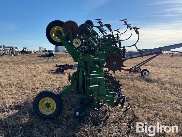 john-deere-856-image-8