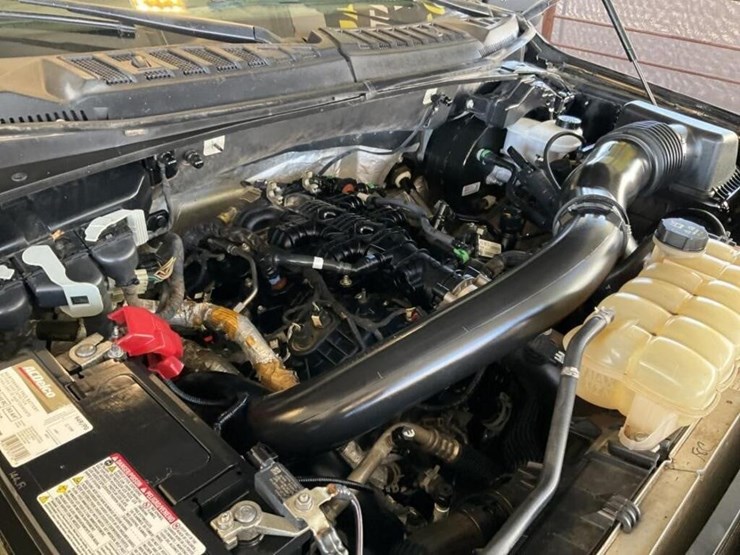 2020-ford-f150-image-14