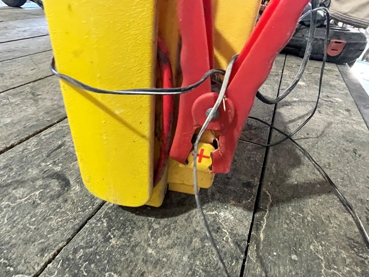 #7213-•-rigid-18v-drill-and-roadmaster-charging-pack-image-15