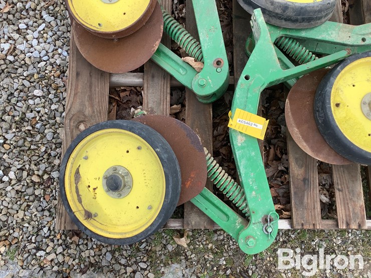 john-deere-1775-image-9