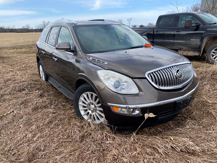 2012-buick-enclave-image-3