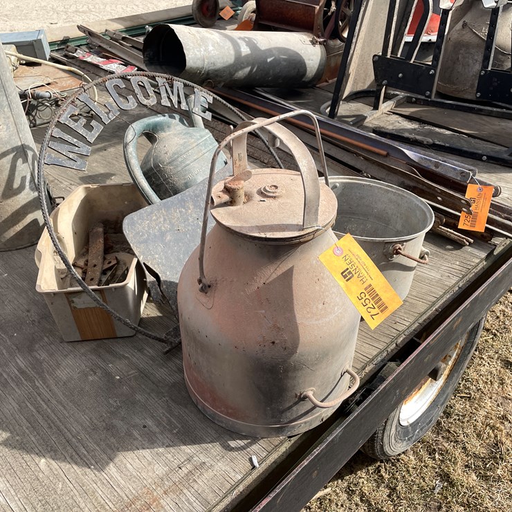 #7255 • Miscellaneous Outdoor Items