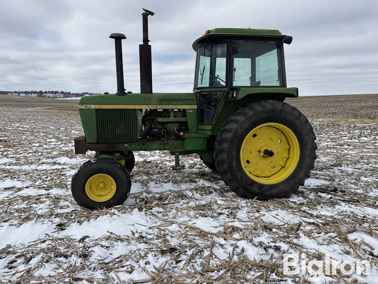 john-deere-4430-image-8
