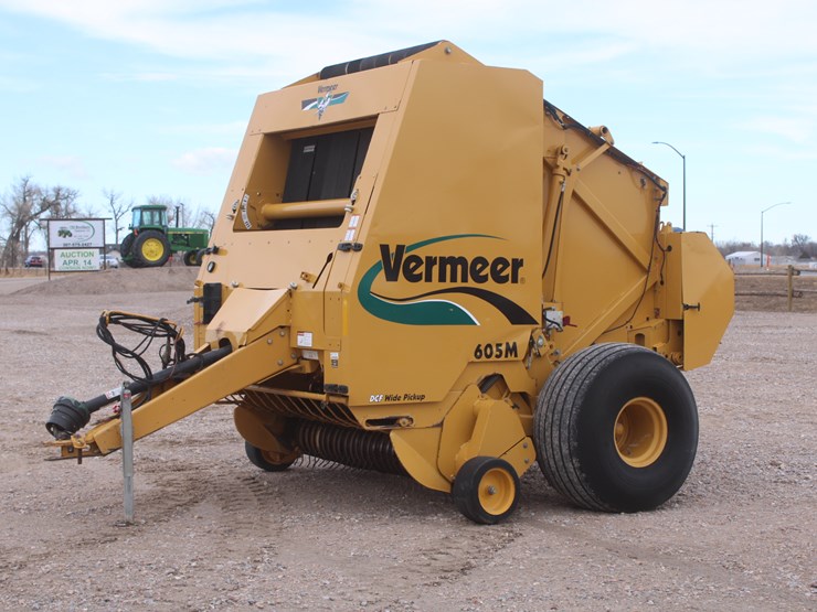 2005-vermeer-605m-image-10