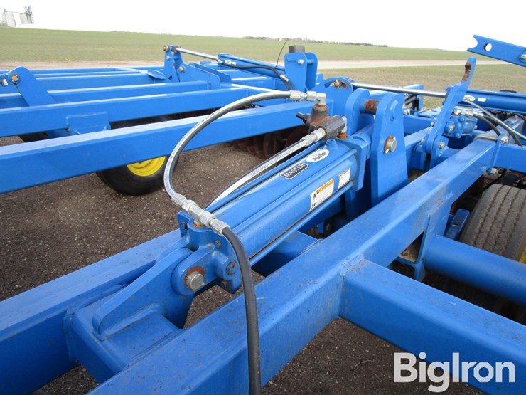 2013-landoll-7450-44-image-15