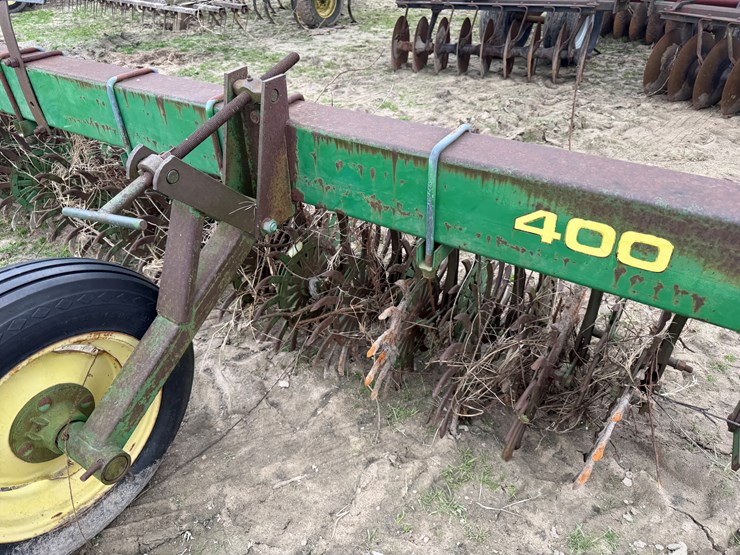 john-deere-400-image-21