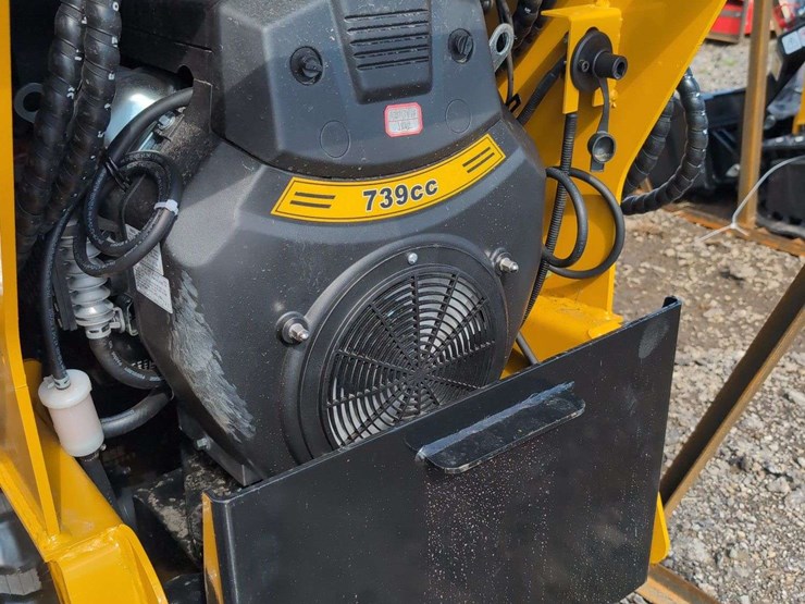 agt-mini-crawler-skid-steer-mx-crt23-image-2