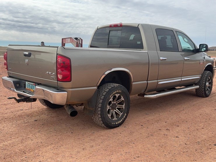 2009-dodge-3500-image-4