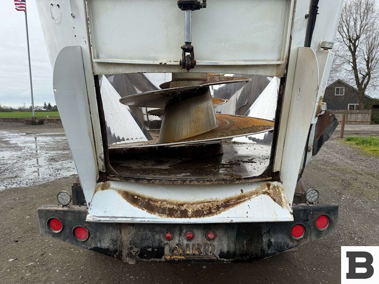 2013-kenworth-t800-image-46