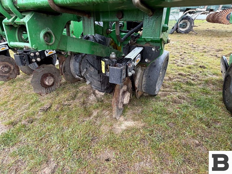 2008-john-deere-1700-image-16