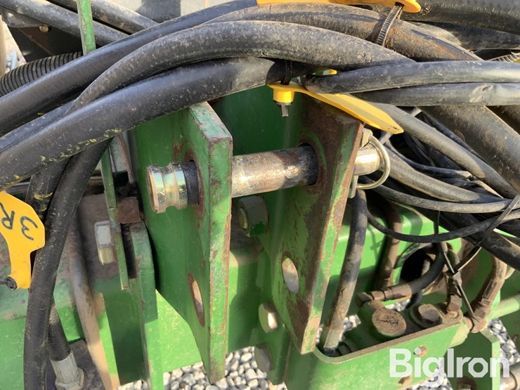 john-deere-7300-image-13