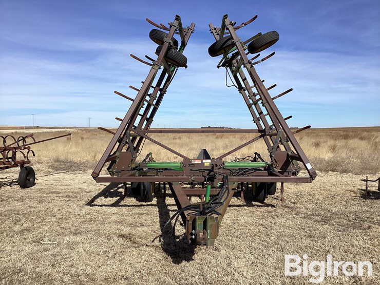 john-deere-610-image-2