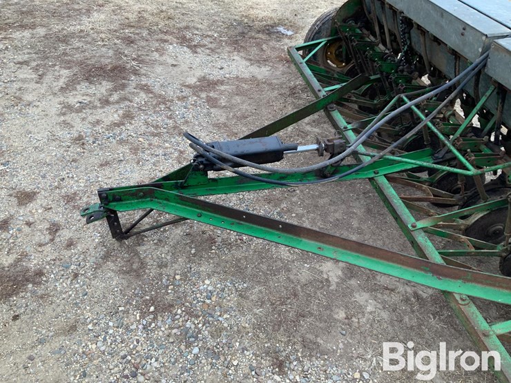 john-deere-b-image-12