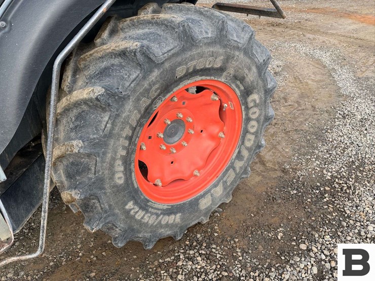 2014-kubota-m8540hd-image-15