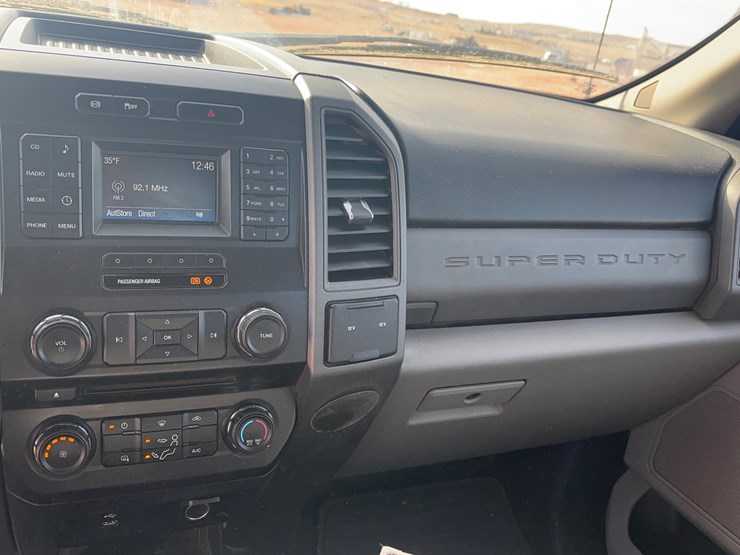 2017-ford-f550-image-14