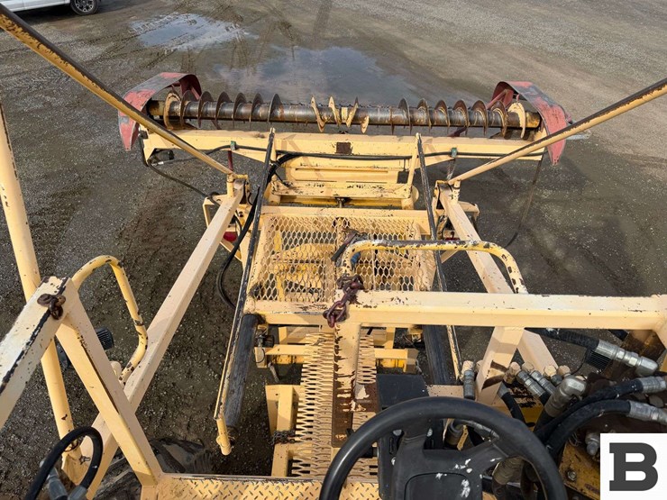 1995-international-915-image-48