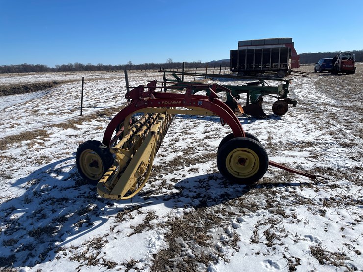 new-holland-258-image-3