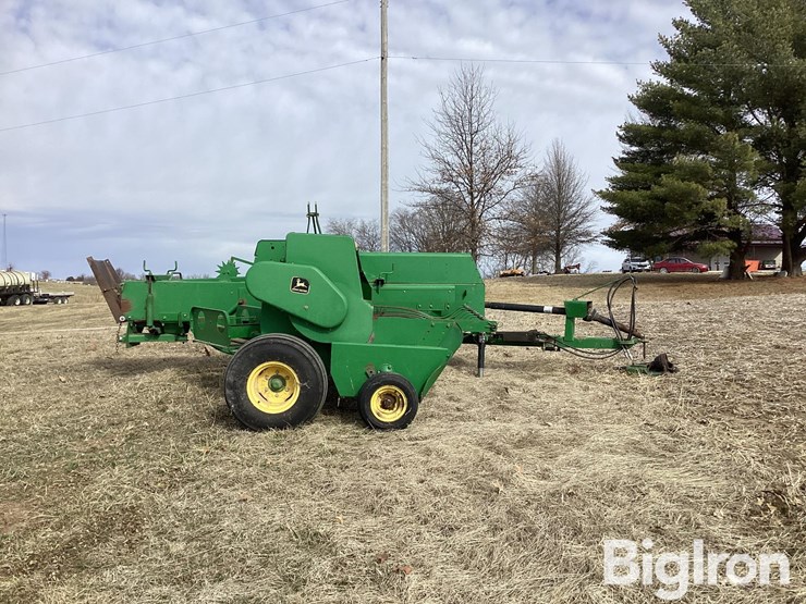 1998-john-deere-338-image-4