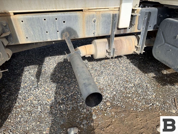 2003-international-durastar-4300-image-17