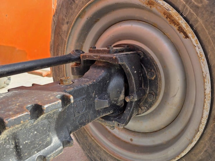 2004-sky-trak-8042-image-15