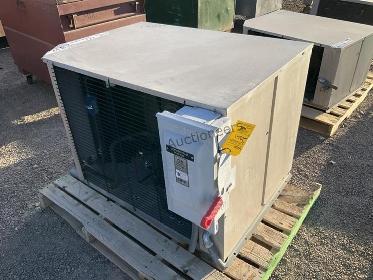 hypercore-walk-in-cooler-unit-image-3
