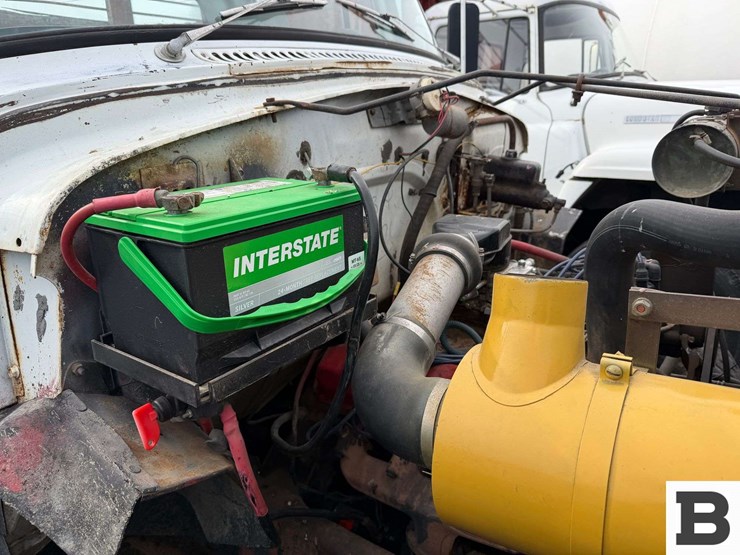 1976-international-loadstar-image-35