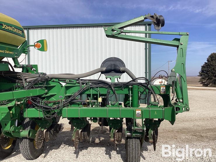 2009-john-deere-1790-ccs-image-14