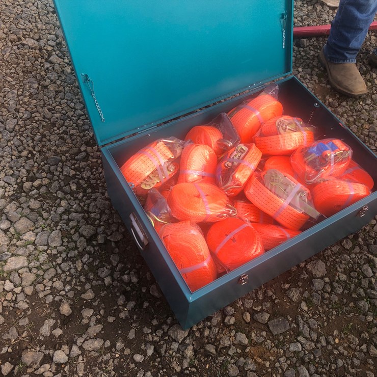 #47 • (24) RATCHET STRAPS & METAL BOX