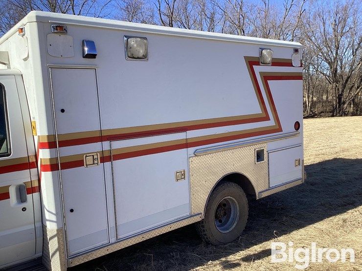 1995-ford-e350-image-15