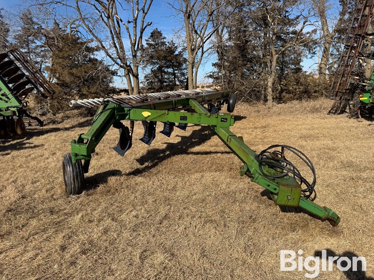 john-deere-2800-image-2