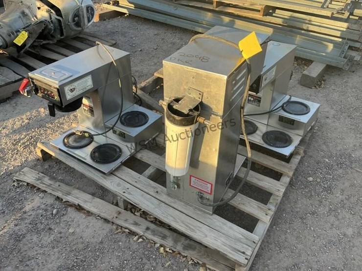 pallet-of-assorted-coffee-makers-image-2