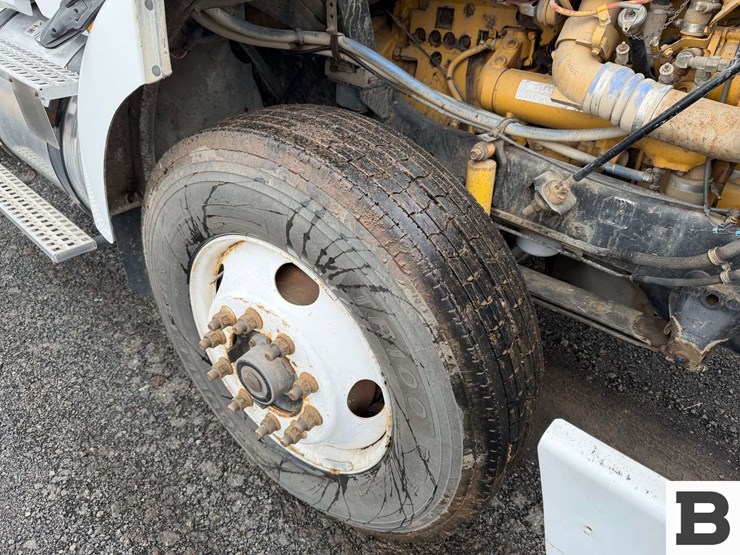 1998-volvo-wca-tractor-truck---reardan,-wa-image-15