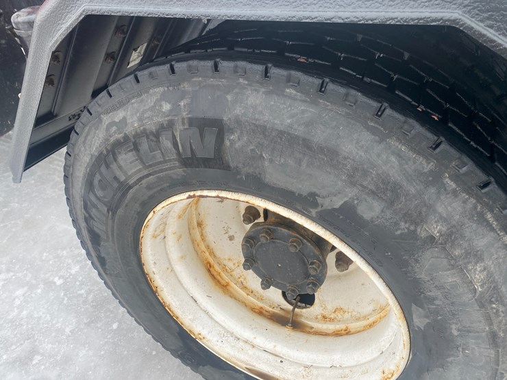 #1145-•-2009-mack-gu713-semi-tractor-(has-wi-title)-(mosinee,-wi)-image-70