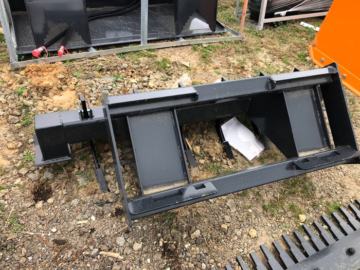 #85-•-72”-skid-steer-ripper-image-2