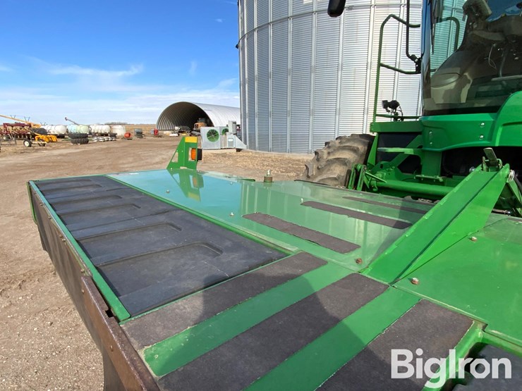 2015-john-deere-w235-image-17