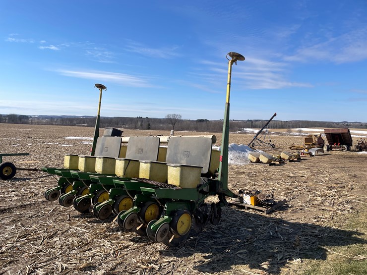 john-deere-7000-image-4