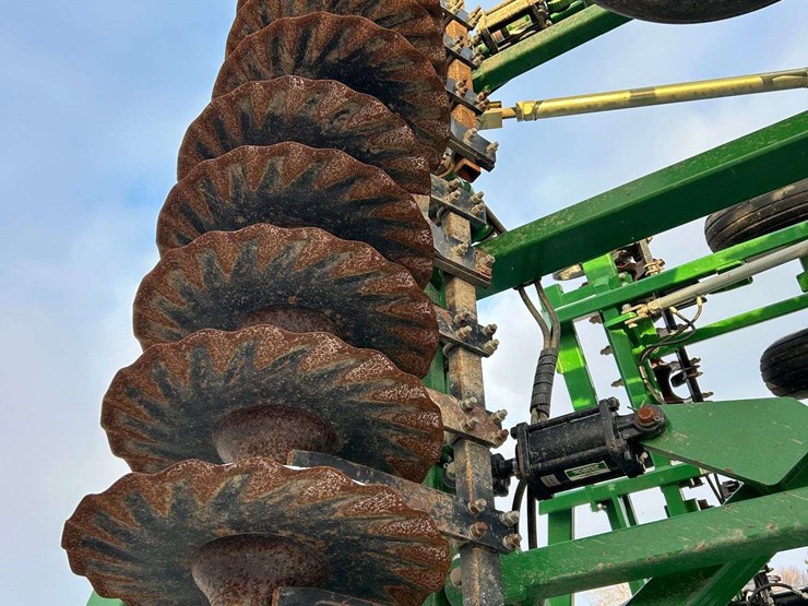 great-plains-3000tm-image-8