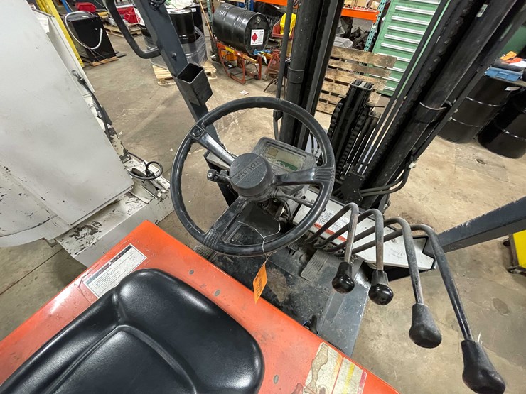 #1230-•-toyota-electric-forklift-(shawano,-wi)-image-28