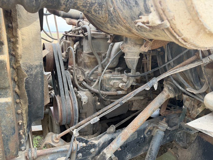 #41247-•-inop-1978-international-f-2275-daycab-truck-image-39