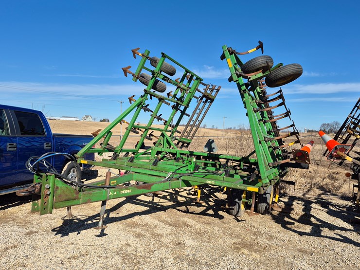 john-deere-960-image-2