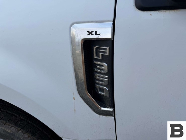 2019-ford-f350-image-22